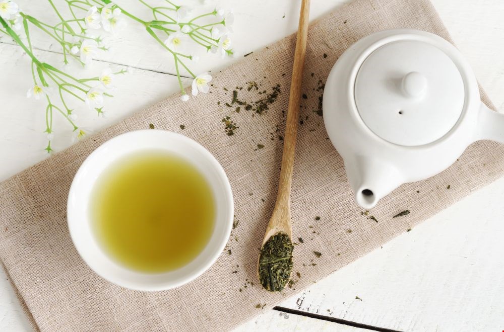 Zit er L-theanine in cafeïnevrije groene thee: een analyse van inhoudsstoffen Zit er L-theanine in cafeïnevrije groene thee: een analyse van inhoudsstoffen